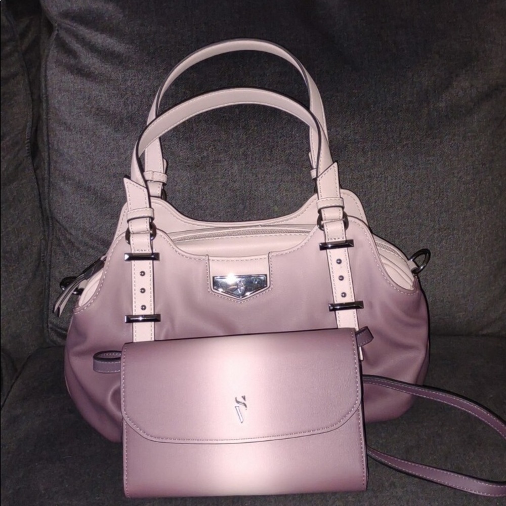 A stylish purse and crossbody bag